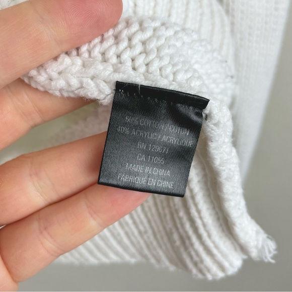 360 Sweater Women's Small White V-Neck Cotton Knit Sweater Button Sleeve Jumper - Picture 14 of 15